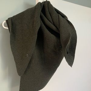 Lululemon scarf